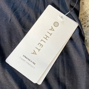 Athleta Stratus tee